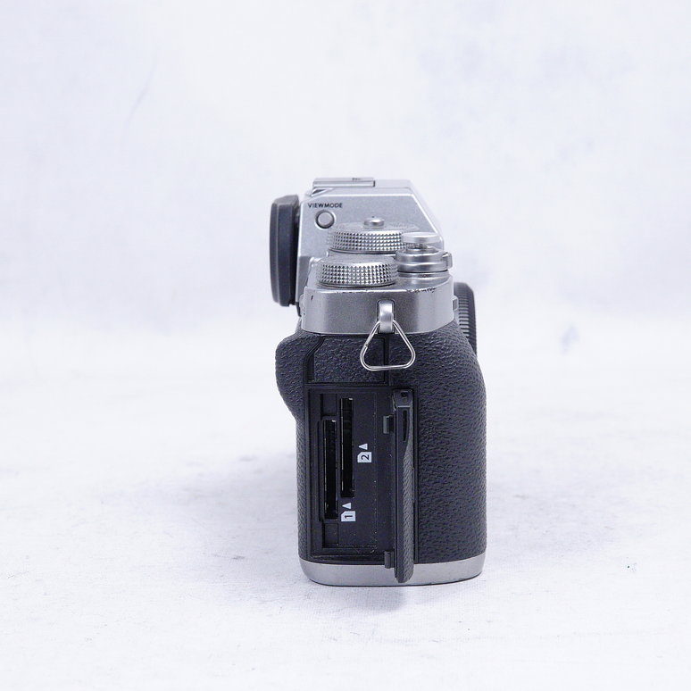 FUJIFILM X-T3 BODY (Silver) - Usado  4