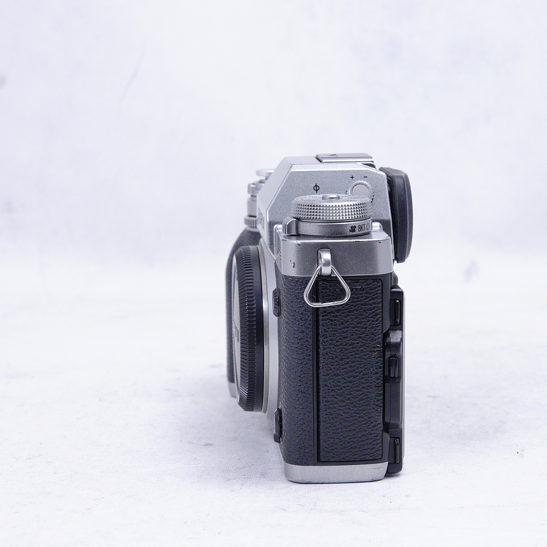 FUJIFILM X-T3 BODY (Silver) - Usado  6