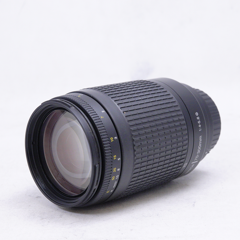 Nikon AF Zoom-NIKKOR 70-300mm f/4-5.6G - Usado 3