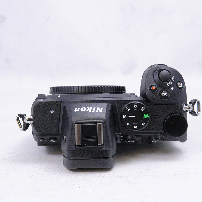 Nikon Z5 Mirrorless - Usado 8