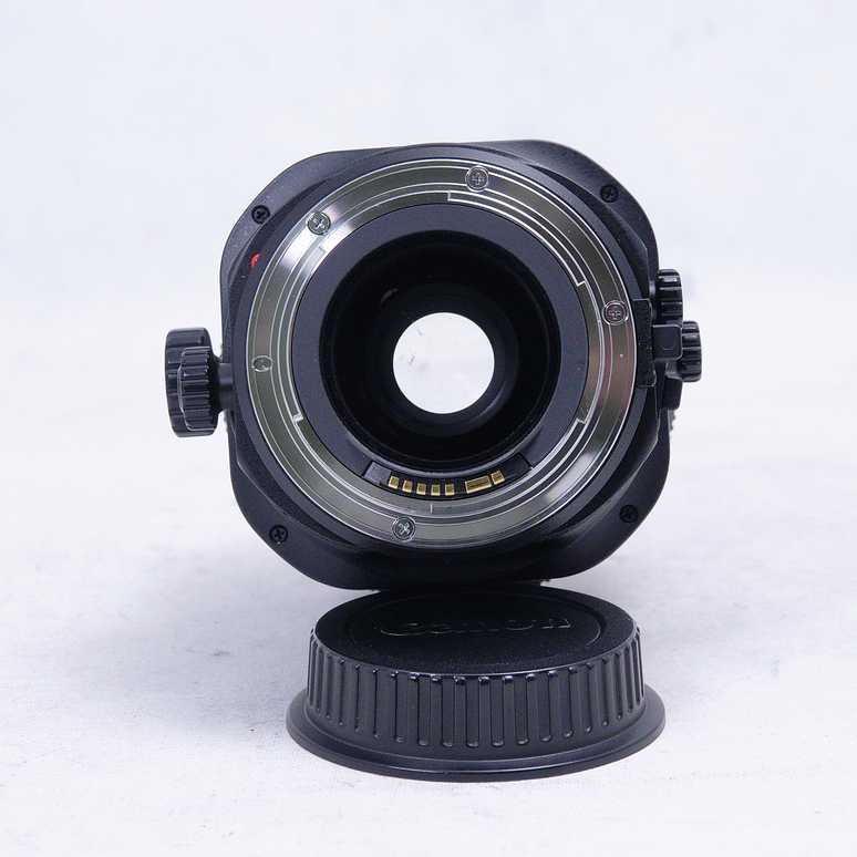 Canon TS-E 17mm f4L Tilt-Shift en caja - Usado 4