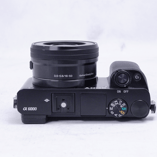 Sony A6000 con lentes KIT 16-50mm y Sony 28-70mm f3.5-5.6 - Usado 7