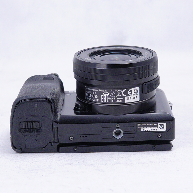 Sony A6000 con lentes KIT 16-50mm y Sony 28-70mm f3.5-5.6 - Usado 8