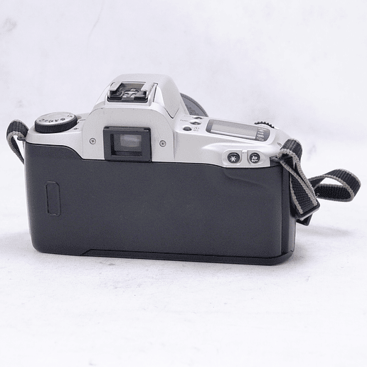 Canon EOS 500N + Lente Canon 35-80mm F4-5.6 - Usado 2