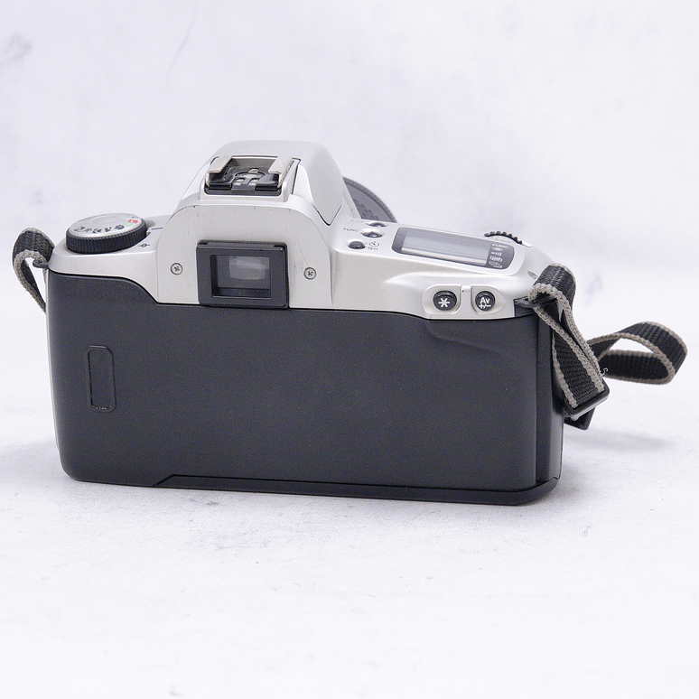 Canon EOS 500N + Lente Canon 35-80mm F4-5.6 - Usado 2