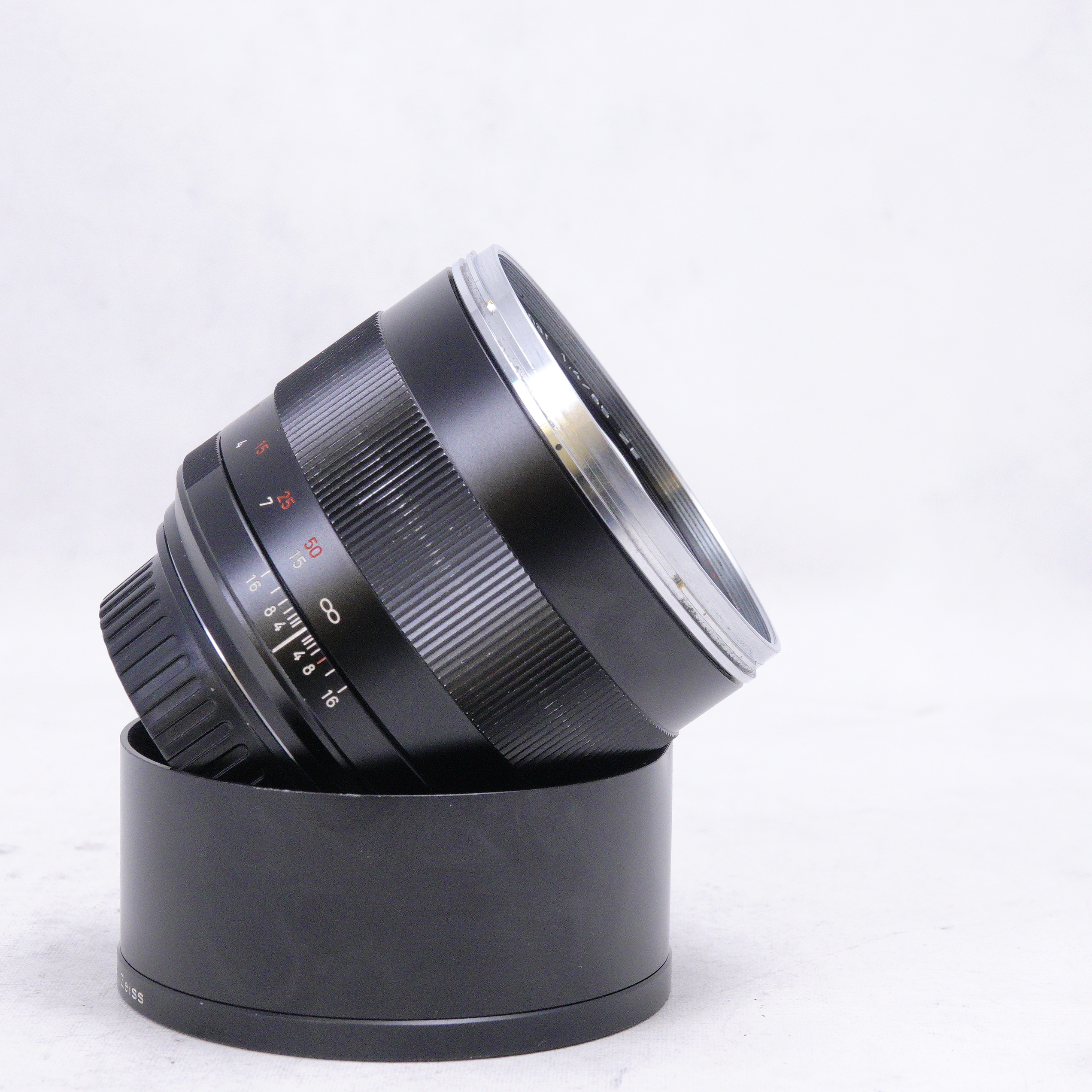 Carl Zeiss Planar 85mm f1.4 ZE T* (Canon EF) - Usado