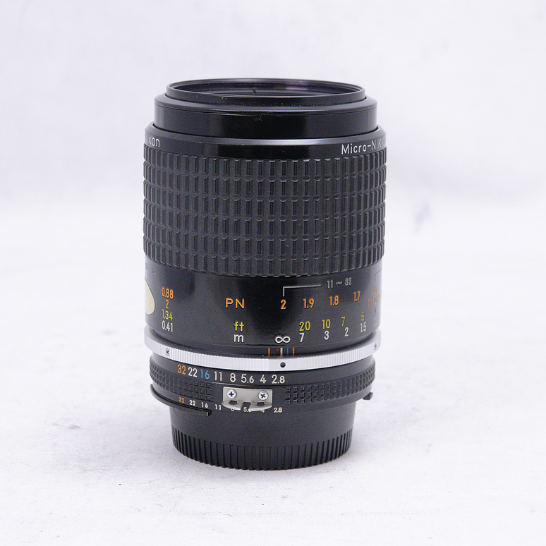 Nikon Micro Nikkor 105mm F2.8 - Usado 3