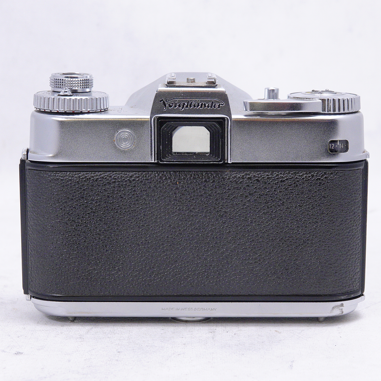 Voigtlander Bessamatic con lentes 50mm F2.8 y 135mm F/4 - Usado 4