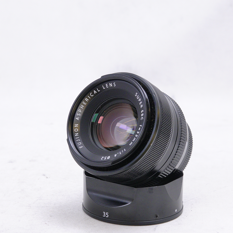 Lente FUJIFILM XF 35mm f/1.4 R - Usado 2