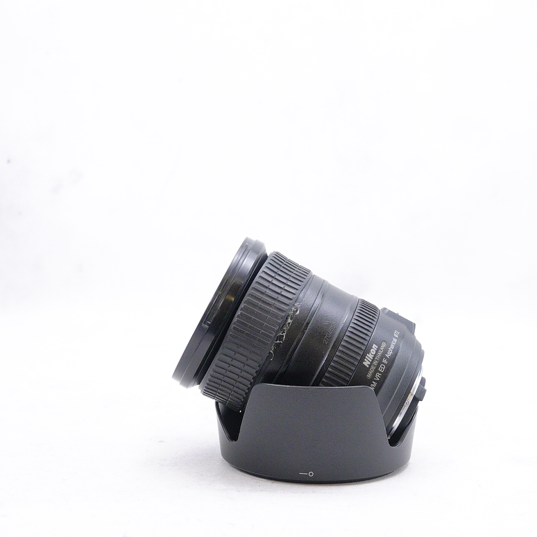 Nikon AF-S NIKKOR 18-200mm f/3.5-5.6 G ED VR DX - Usado 6