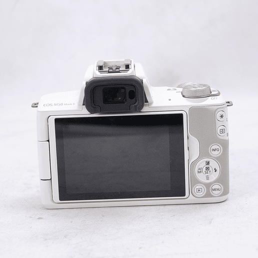Canon EOS M50 Mark II  - Usada 3