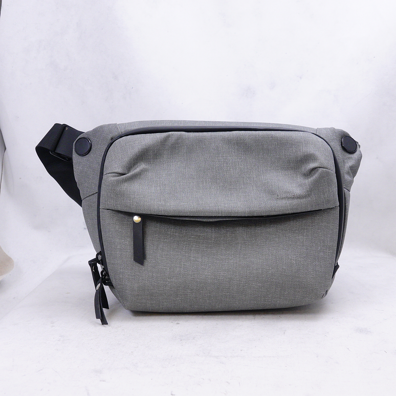 Bolso gris para cámara 3 litros - Usado 1