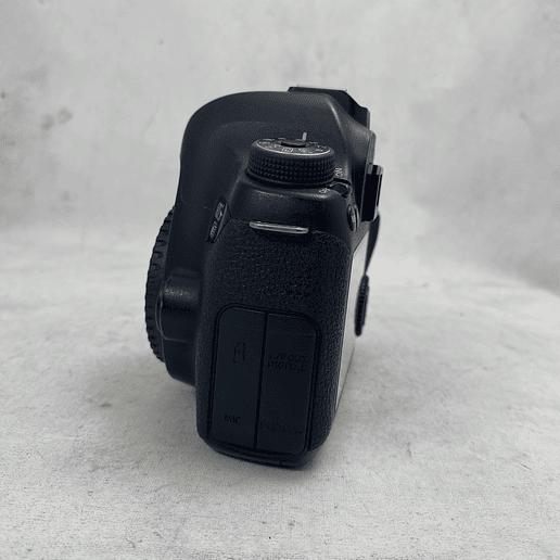 Canon EOS 6D (solo cuerpo) -  Usado 5