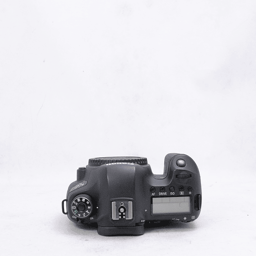 Canon EOS 6D con lente de 24-105mm f/ 3.5 - 5.6  - Usado 7