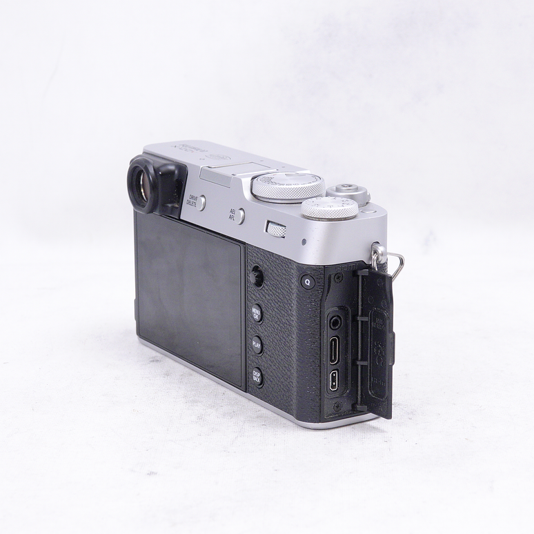 Cámara digital FUJIFILM X100V Plata - USADO -  5