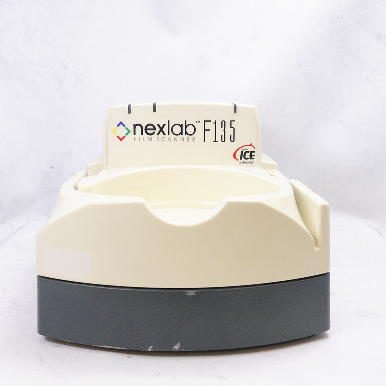 Escáner de película Nexlab Kodak Pakon F-135 - Usado 1