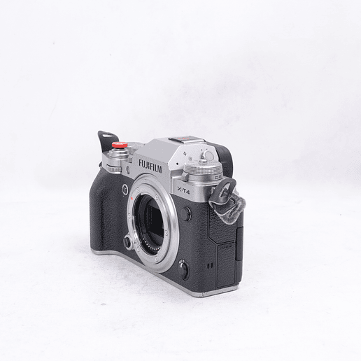 Fujifilm XT-4 Silver con accesorios - Usado 7