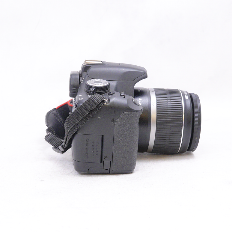 cámara réflex digital Canon EOS Rebel T1i  con lente EF-S 18-55mm f/3.5-5.6 IS - Usado 4