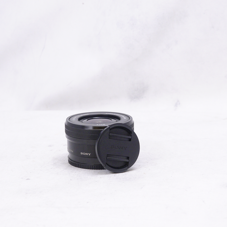 Sony E PZ 16-50mm f/3.5-5.6 OSS Lens (Black - Usado  6