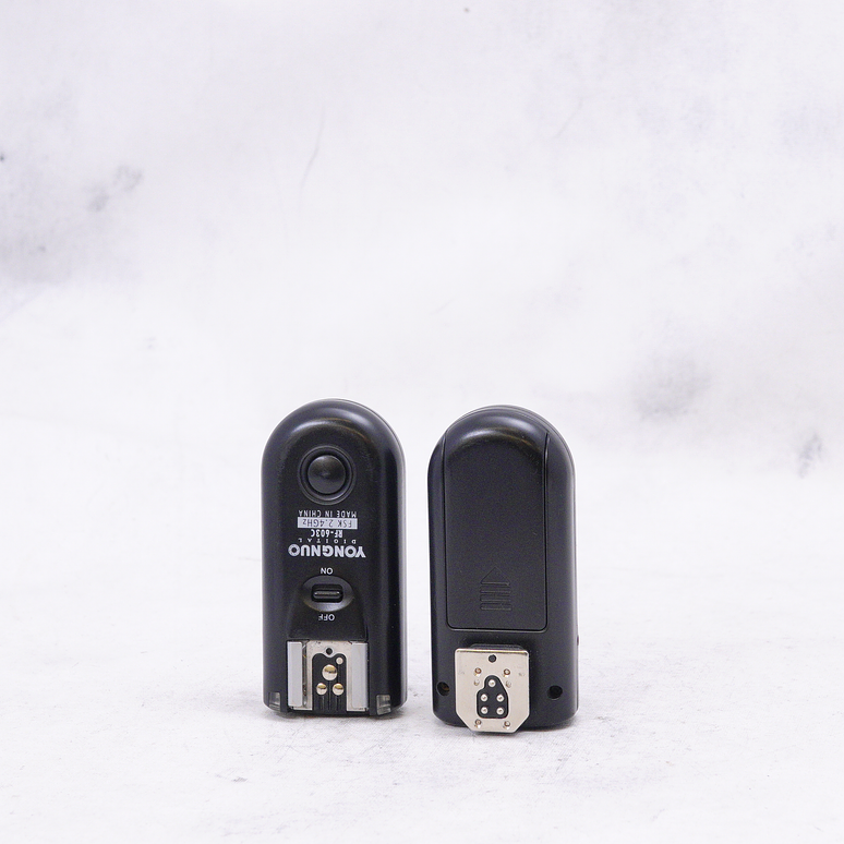 Pack Yongnuo transmisor Speedlite RF-603C  1