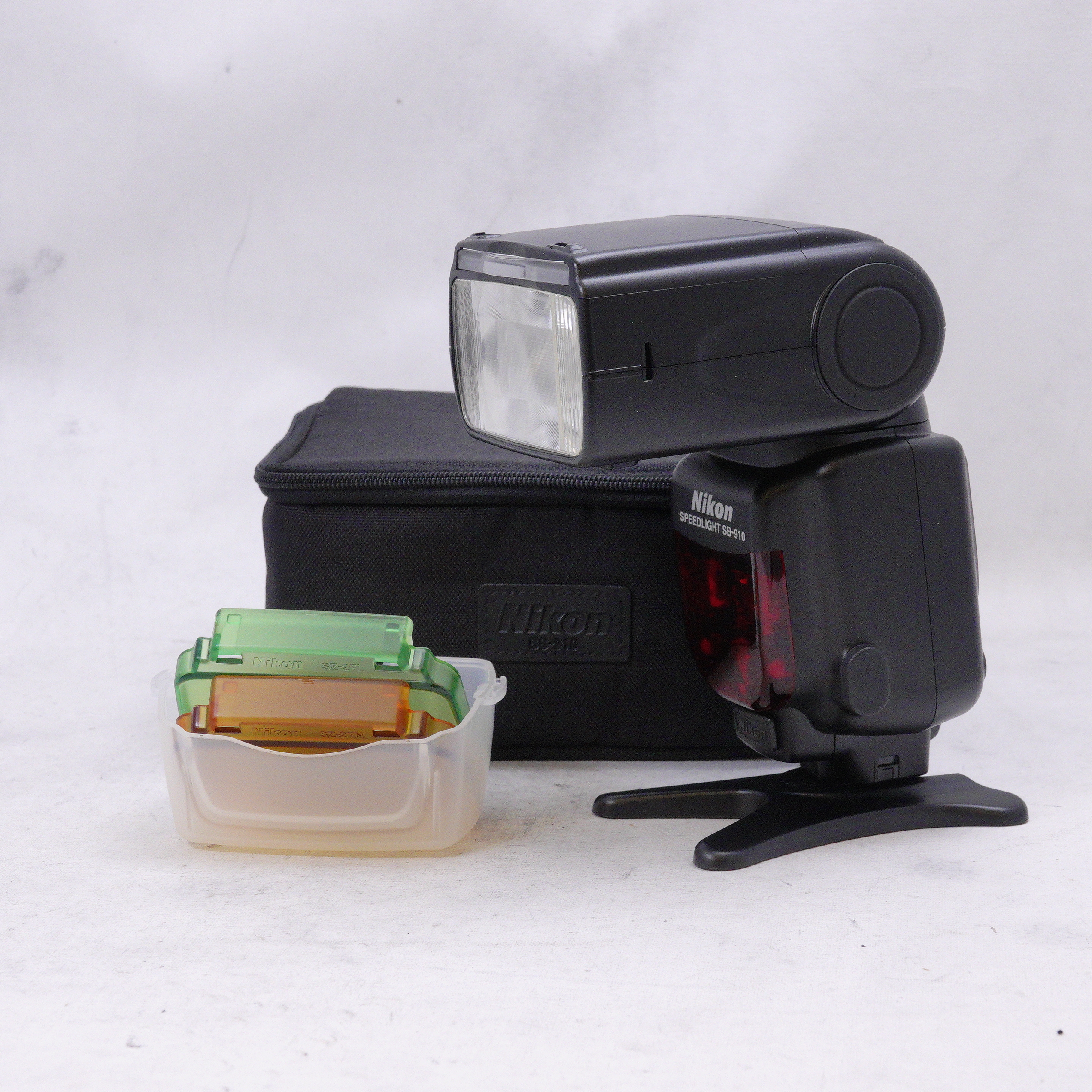 Nikon SB-910 Speedlight - Usado