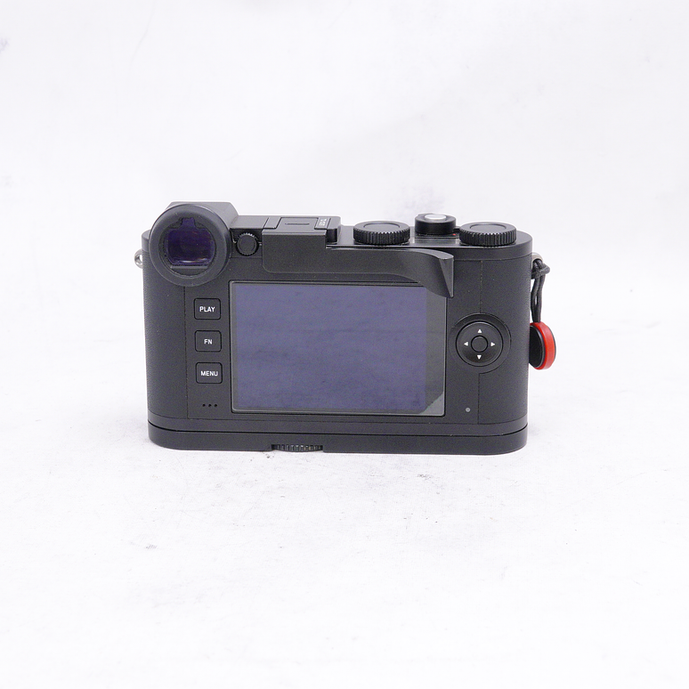 Leica CL con Elmarit 18mm f2.8 y accesorios - Usado 4