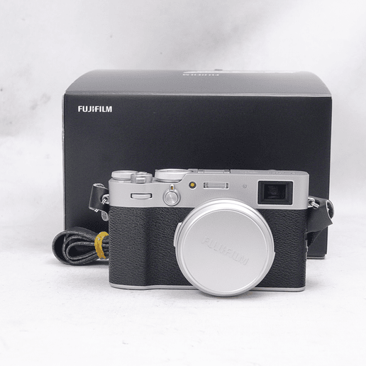 FUJIFILM X100V (edición Silver) - Usado 10