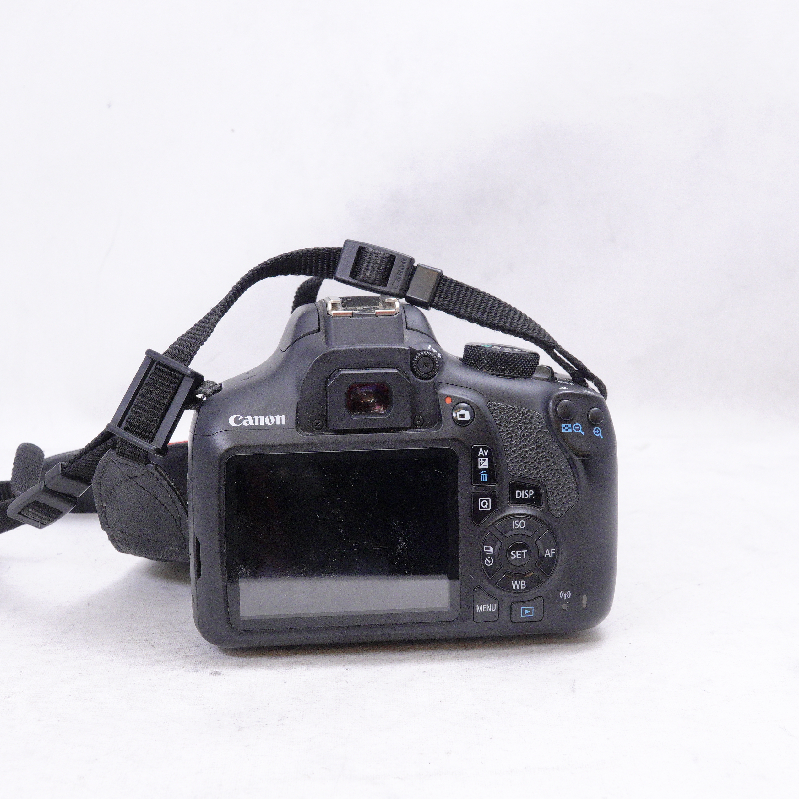 Canon T6 Kit con Accesorios - Usado