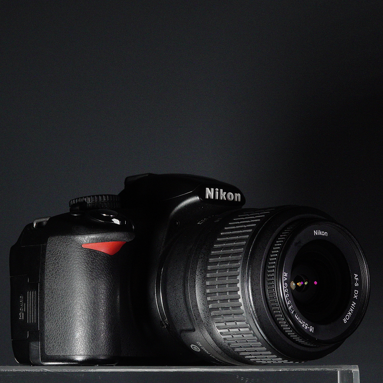 Nikon D3100 con lente 18-55mm - Usado 5