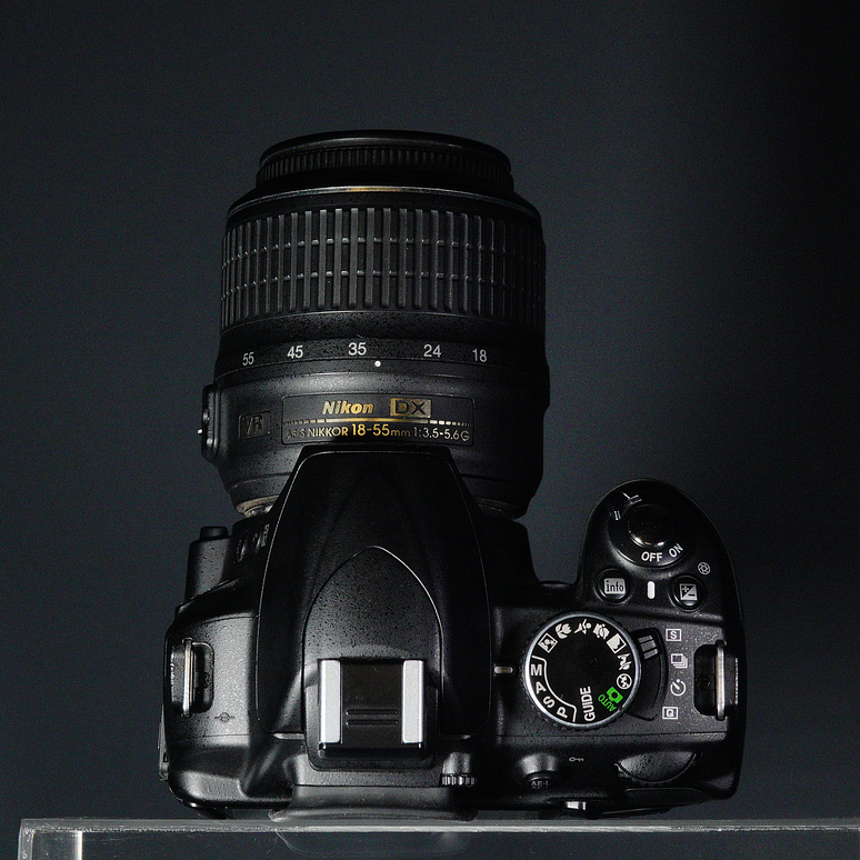 Nikon D3100 con lente 18-55mm - Usado 6