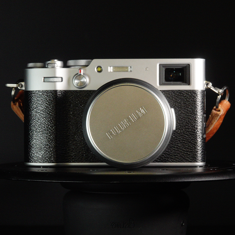 FUJIFILM X100V (Silver edition) - Usado 2