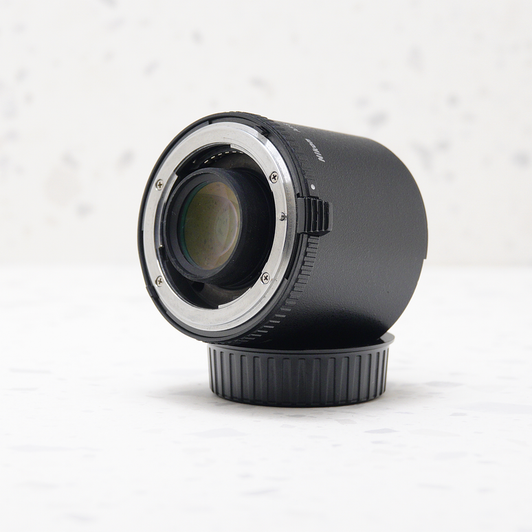 Teleconverter Nikon TC-20EII 2X - Usado 6