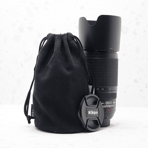 Nikon AF-S 70-300mm f/4.5-5.6G IF-ED VR - Usado 6