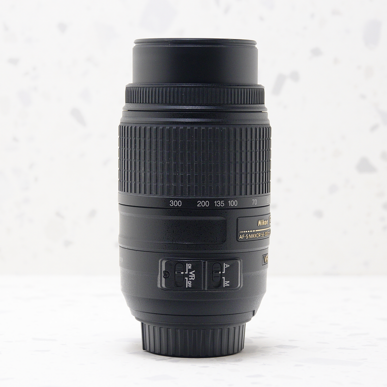 Nikon AF-S DX 55-300mm f/4.5-5.6G ED VR - Usado 2