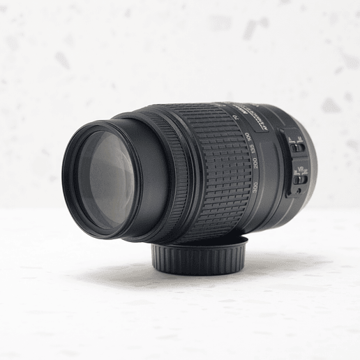 Nikon AF-S DX 55-300mm f/4.5-5.6G ED VR - Usado 3