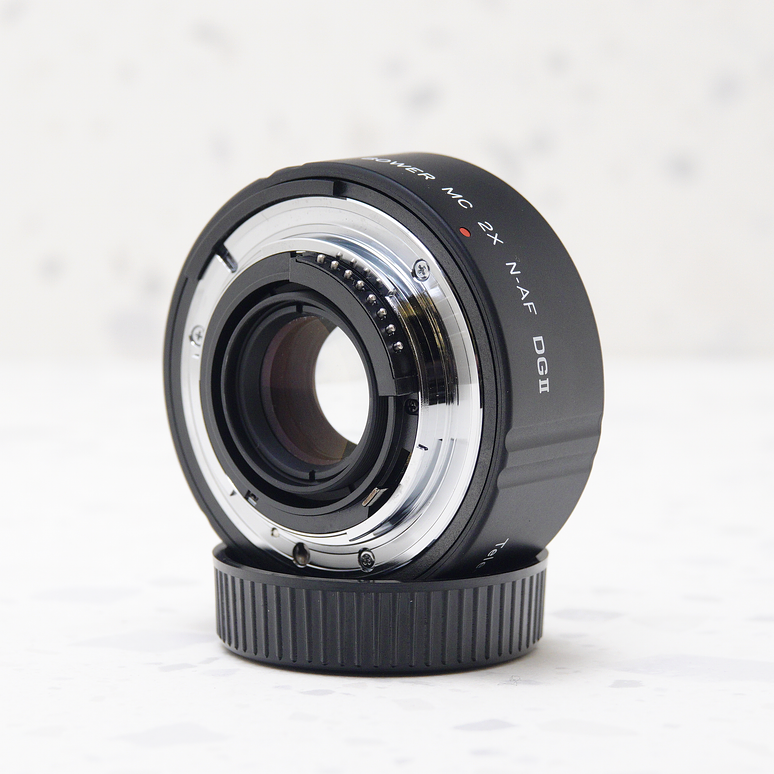 Bower 2x DGII Teleconverter (4 Elementos) para Nikon - Usado 7