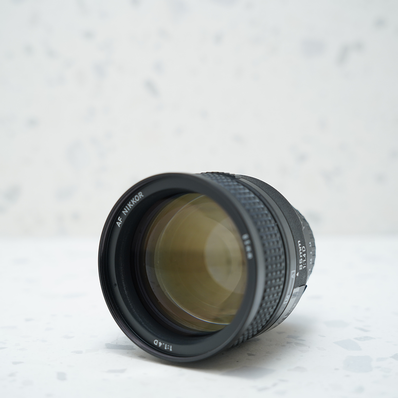 Lente Nikon AF NIKKOR 85mm f/1.4D IF - Usado 3