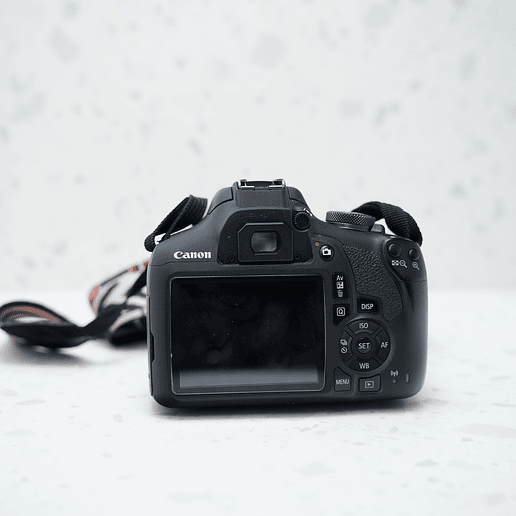  Canon Rebel T7 con lente de 18-55 mm - Usado 5