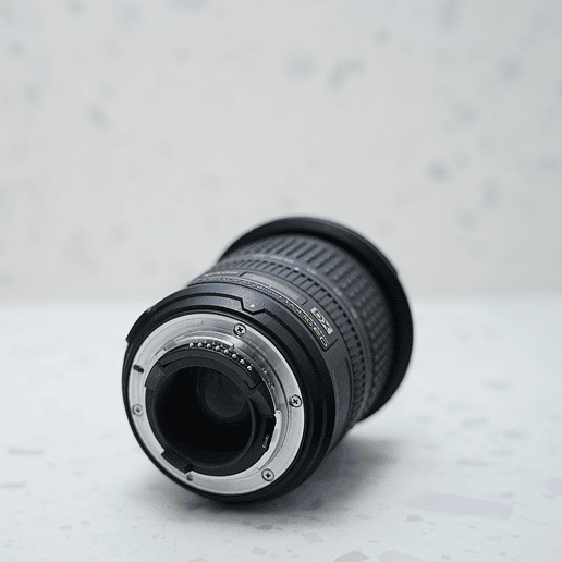 Lente Nikon AF-S DX NIKKOR 10-24mm f/3.5-4.5G ED - Usado 5