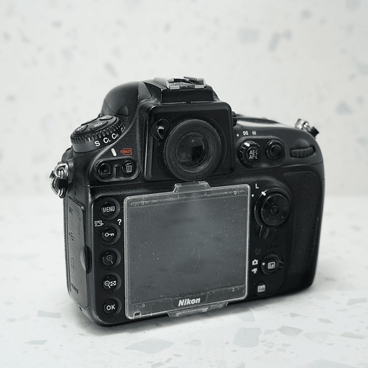 Nikon D800 DSLR Body - Usado 4