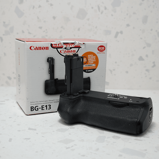 Grip canon BG-E13 más 2 Baterias alternativas LP-E6 - Usado 5