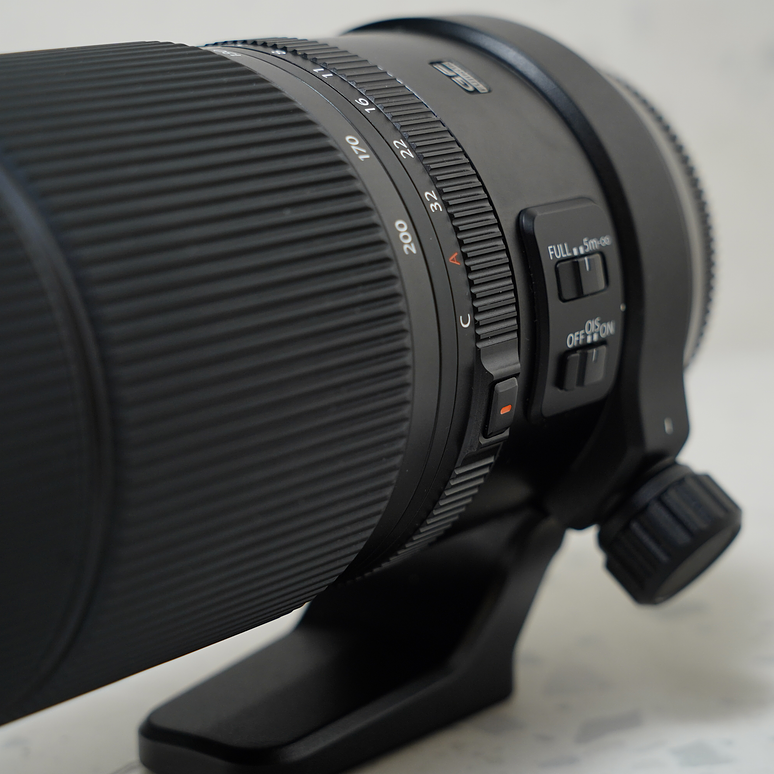 Lente Fujinon GF 100-200 F5.6 R LM OIS WR - Usado 6