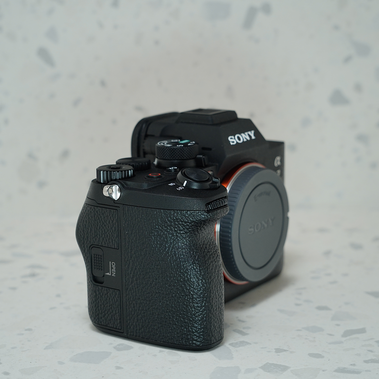 Sony a7 IV Body - Open Box 3