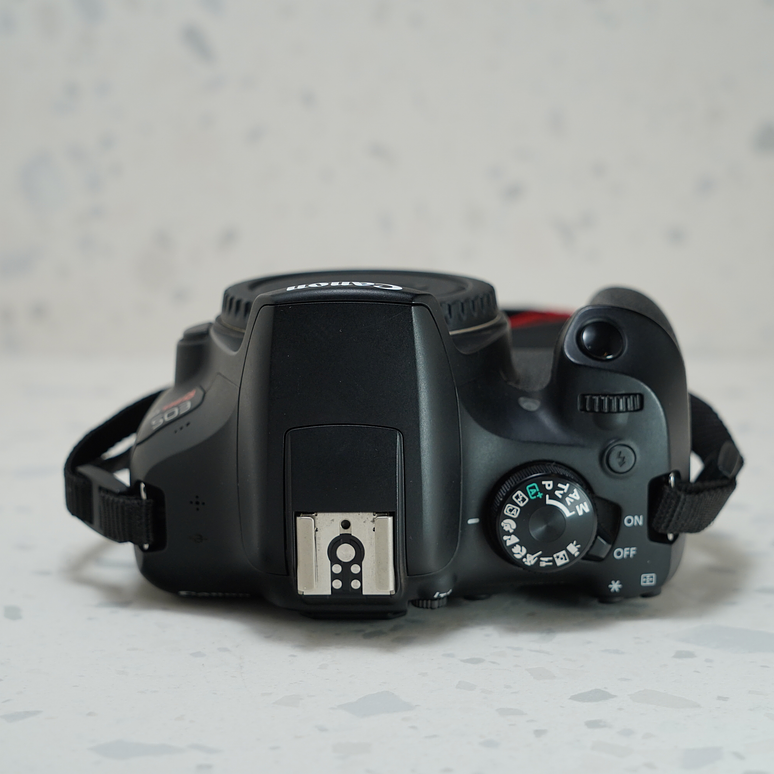 Canon T6 (Para reparación) - Usado  5