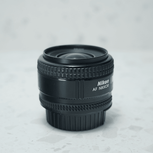 Nikon AF Nikkor 35mm f2 D (USADO) 4