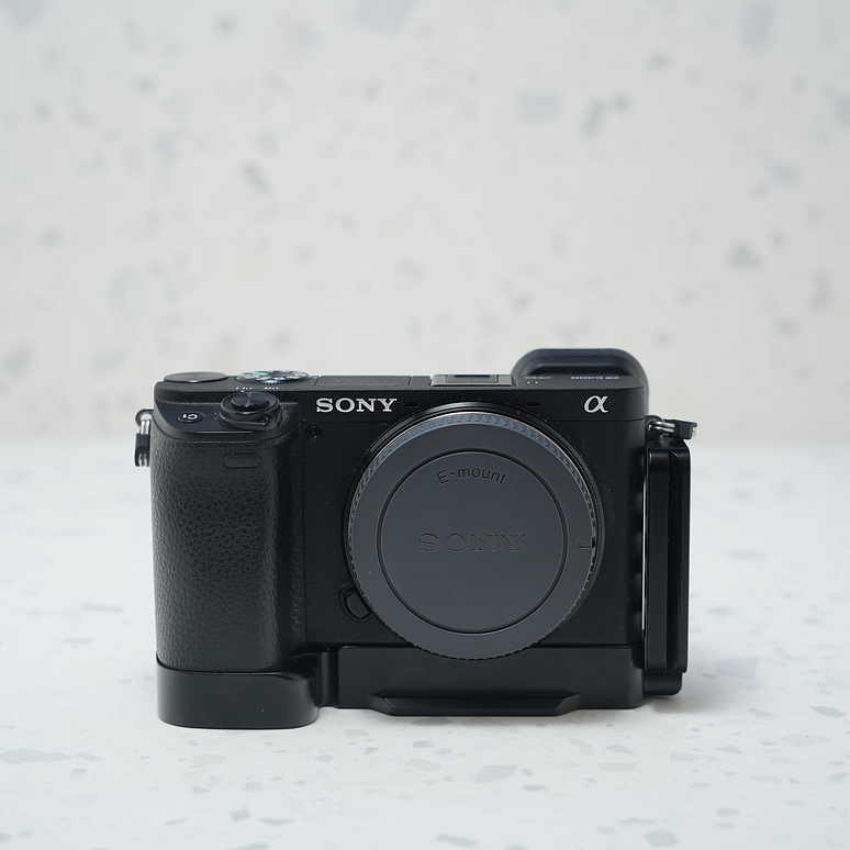 Sony A6400 - Usado 2