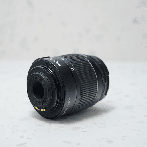 Nikon D5300 más lente  18-55 mm - usada 11