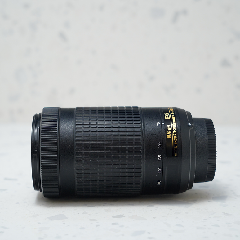 Nikon 70-300mm 4.5 - 6.3 AF-P - usado 4
