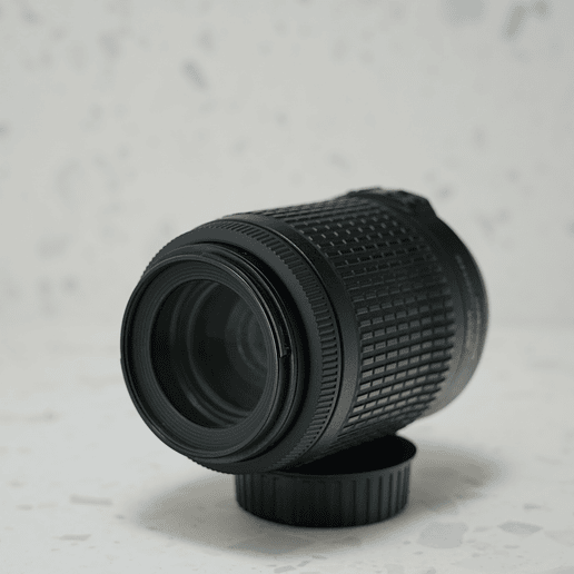 Lente Nikon AF-S DX NIKKOR 55-200mm f4-5.6G ED VR II - Usado 3