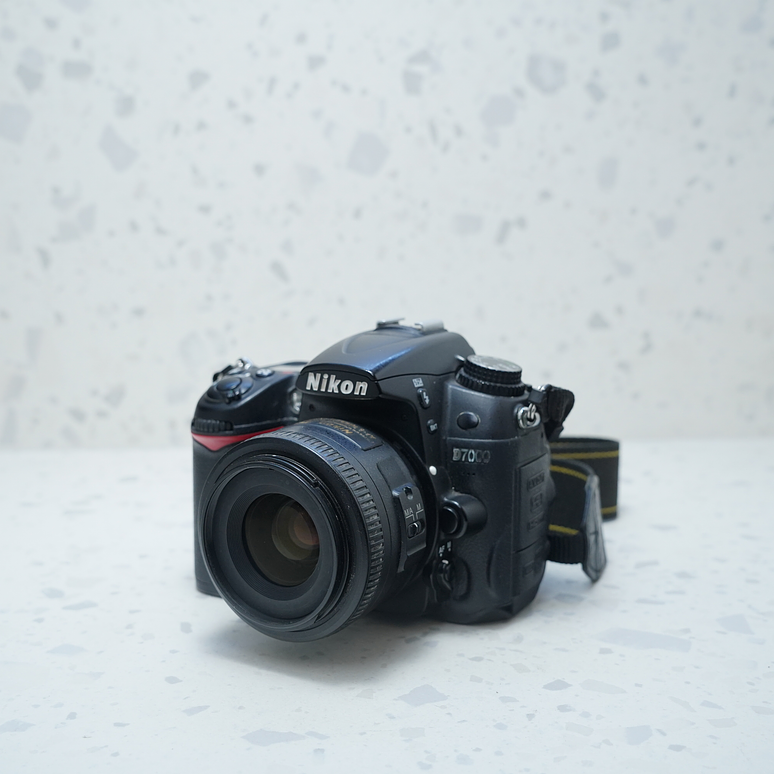 Nikon D7000 + Lente  35mm F1.8 (USADO) 3